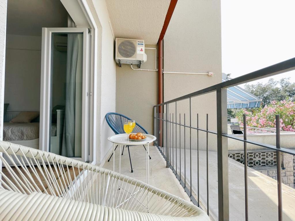 Caramel Comforts With Sea View In Stinjan Only 300 Meters From The Beach 普拉 外观 照片