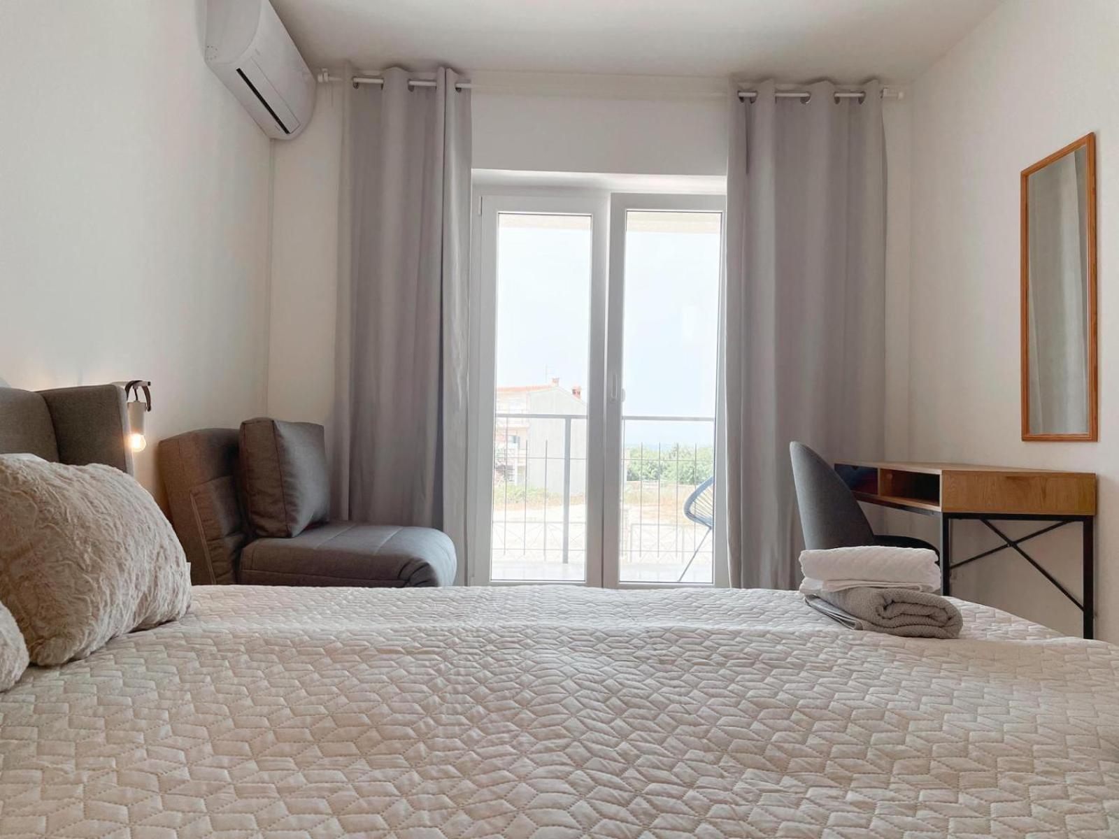Caramel Comforts With Sea View In Stinjan Only 300 Meters From The Beach 普拉 外观 照片